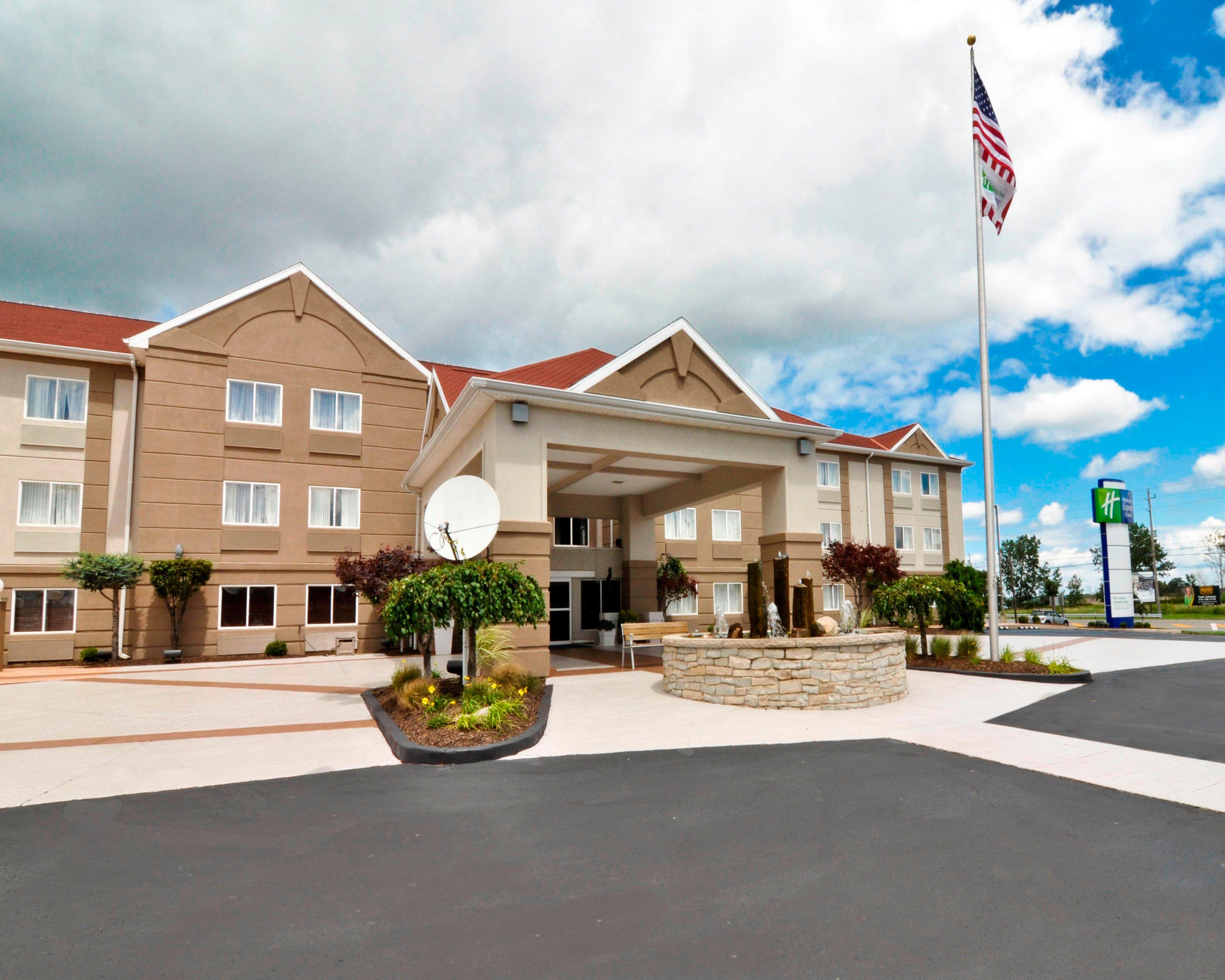 Holiday Inn Express Hotel & Suites Port Clinton-Catawba Island By Ihg Exterior foto